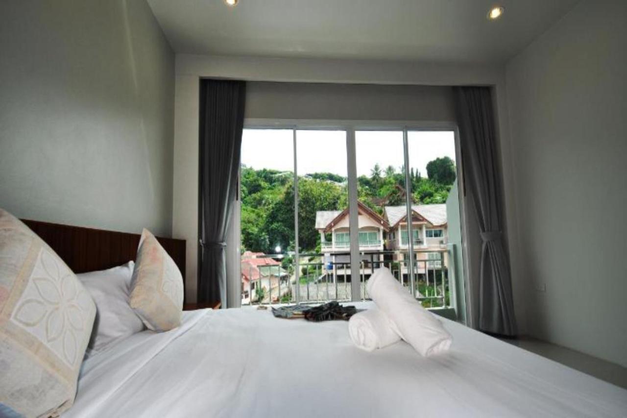 Choophorn House Sha Hotel Pantai Kata Bagian luar foto
